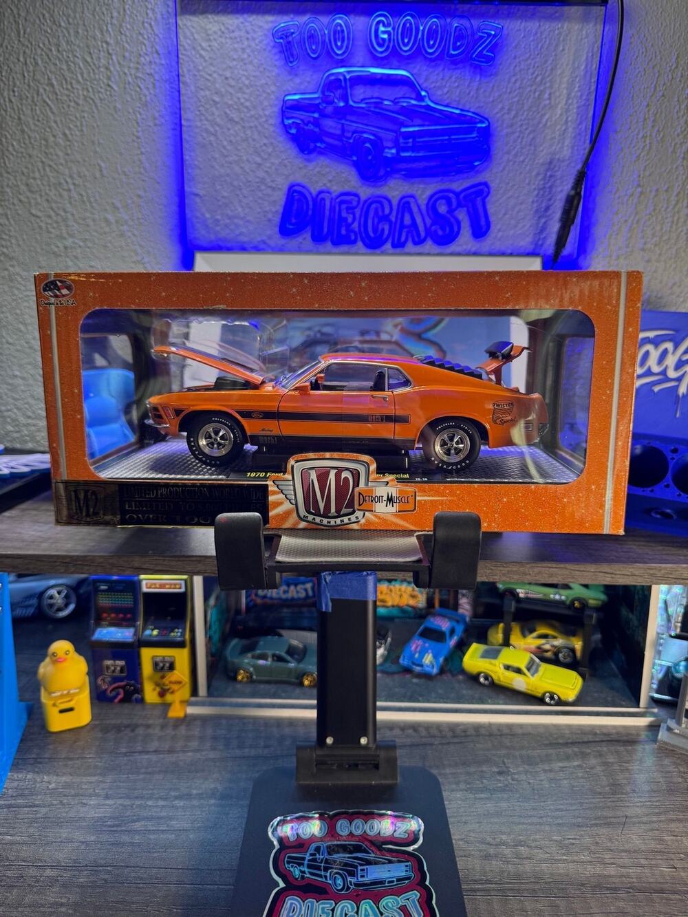 M2 Machines 1/24 Detroit Muscle 1970 Ford Mustang Mach 1 428 twister special